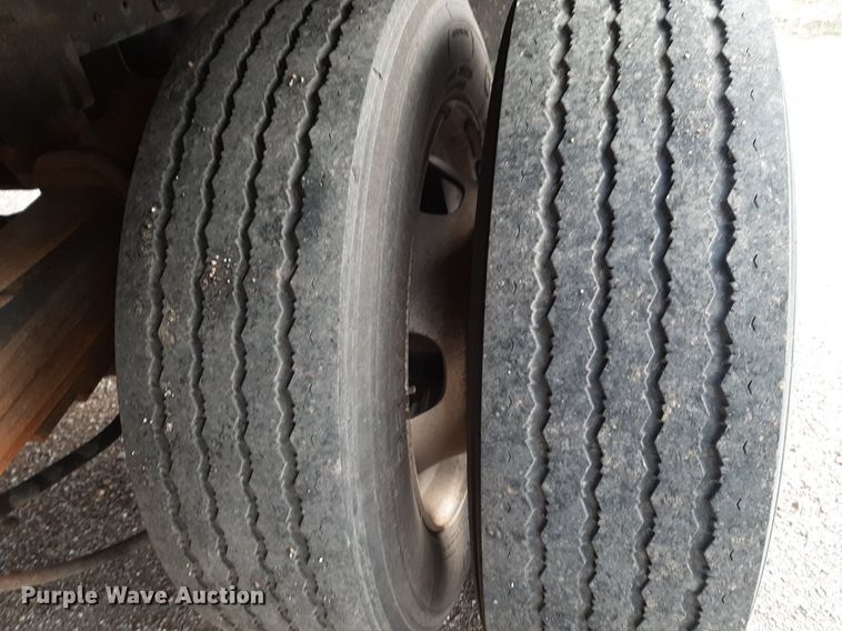 image for item DP2737 2017 Dodge Ram 4500 flatbed truck