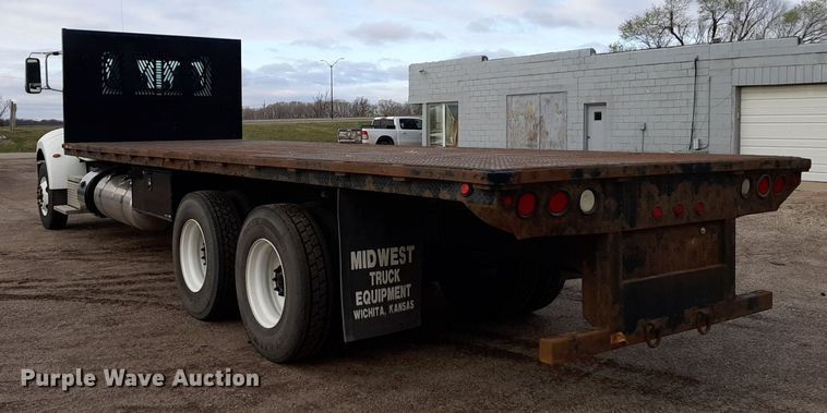 image for item DP2738 2020 Peterbilt  348 flatbed truck
