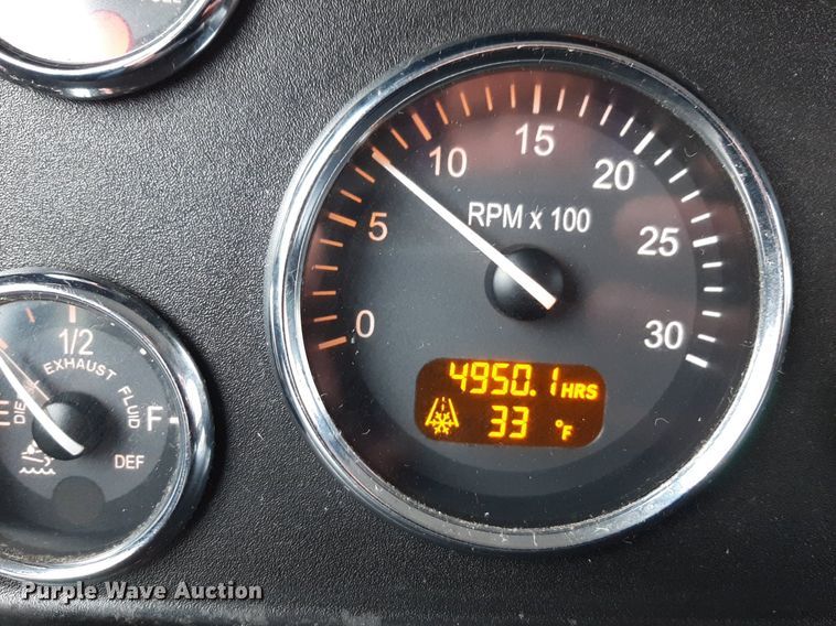 image for item DP2738 2020 Peterbilt  348 flatbed truck