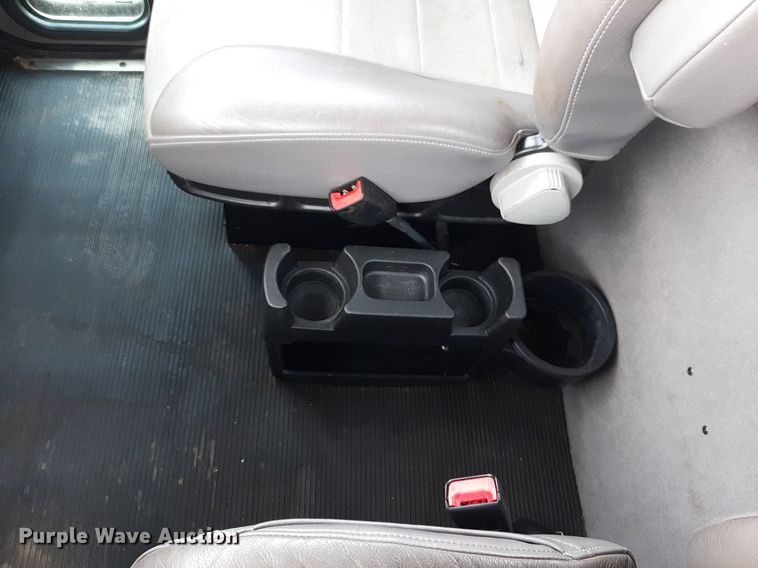 image for item DP2738 2020 Peterbilt  348 flatbed truck