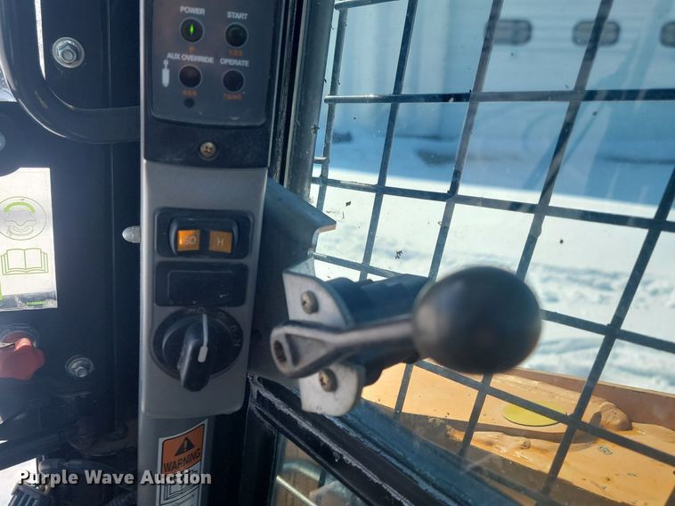 image for item DP3487 2018 Case  TR270 tracked skid steer loader