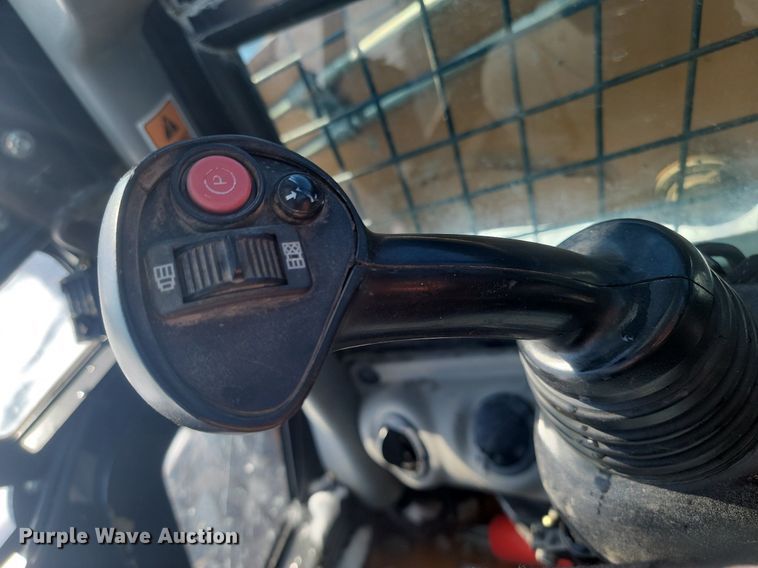 image for item DP3487 2018 Case  TR270 tracked skid steer loader