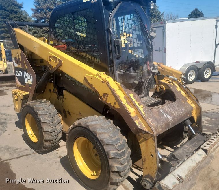 image for item DP3499 2014 Caterpillar 262D skid steer loader