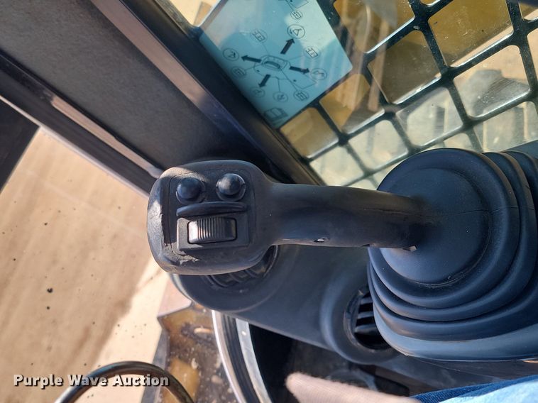 image for item DP3499 2014 Caterpillar 262D skid steer loader