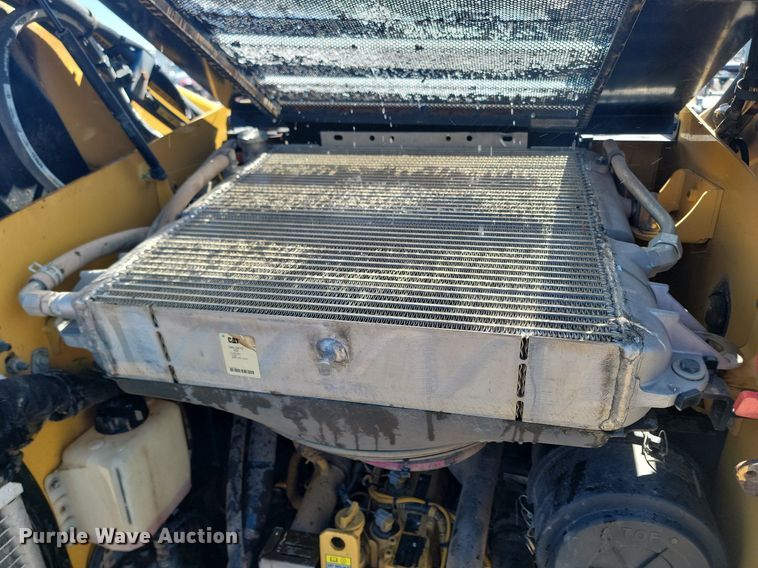 image for item DP3499 2014 Caterpillar 262D skid steer loader