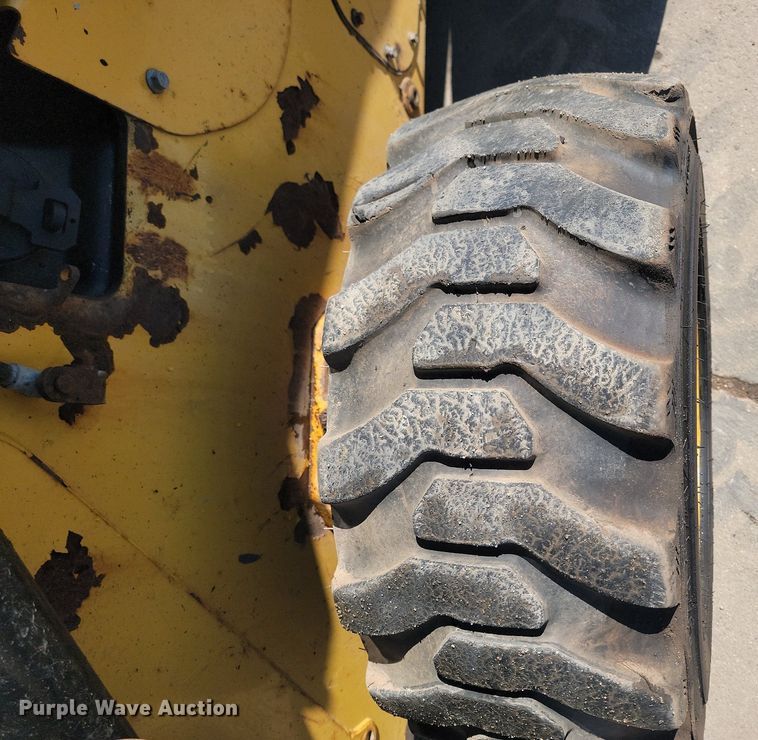 image for item DP3499 2014 Caterpillar 262D skid steer loader