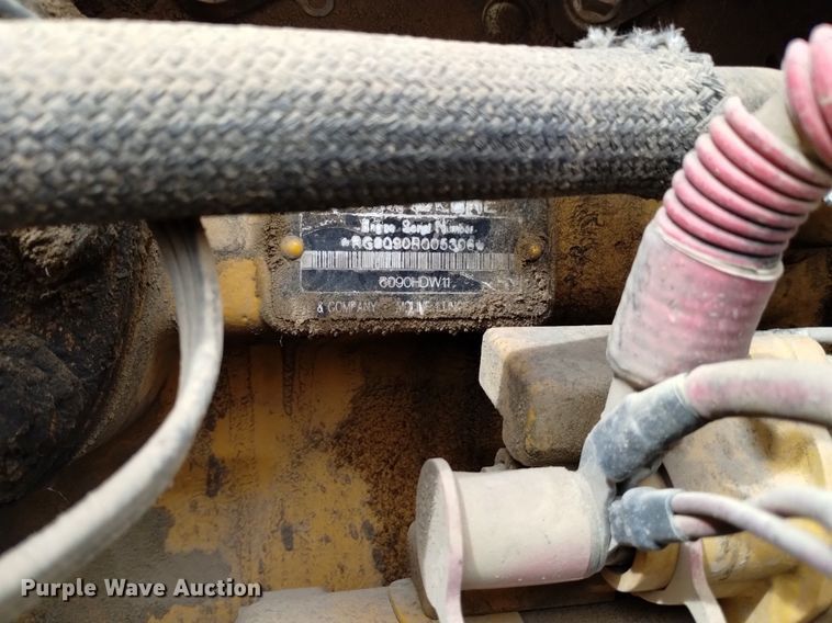 image for item DQ6007 2011 John Deere 772G motor grader