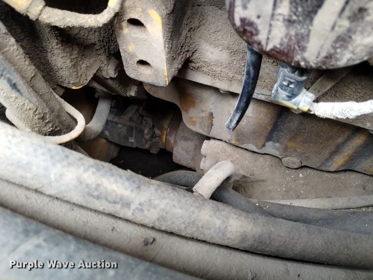 image for item DQ6007 2011 John Deere 772G motor grader