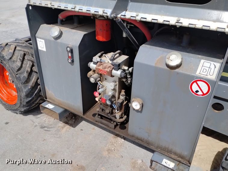 image for item DQ6045 2016 SkyJack SJ 6826RT scissor lift