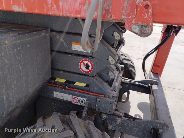 image for item DQ6045 2016 SkyJack SJ 6826RT scissor lift