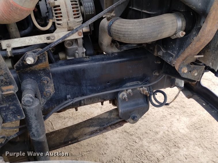 image for item DQ6046 2010 International  WorkStar 7400  bucket truck