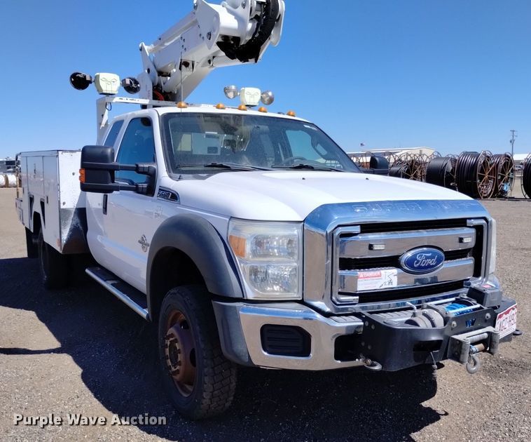 image for item DQ6050 2015 Ford F550 bucket truck