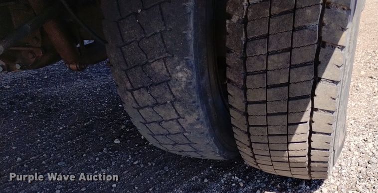 image for item DQ6050 2015 Ford F550 bucket truck