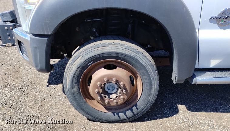 image for item DQ6050 2015 Ford F550 bucket truck