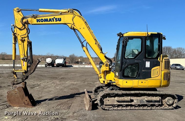 image for item DQ6422 2017 Komatsu PC88MR-10 mini excavator