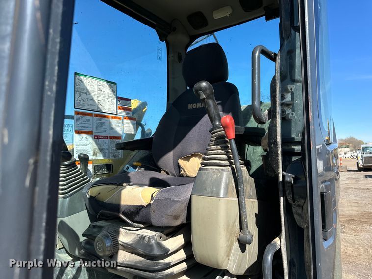 image for item DQ6422 2017 Komatsu PC88MR-10 mini excavator