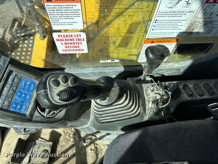 image for item DQ6422 2017 Komatsu PC88MR-10 mini excavator