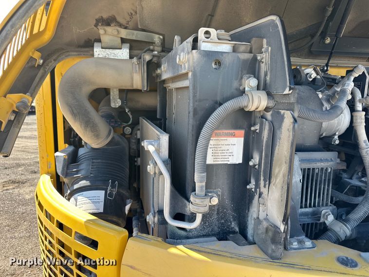 image for item DQ6422 2017 Komatsu PC88MR-10 mini excavator