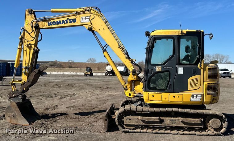 image for item DQ6423 2015 Komatsu PC88MR-10 mini excavator