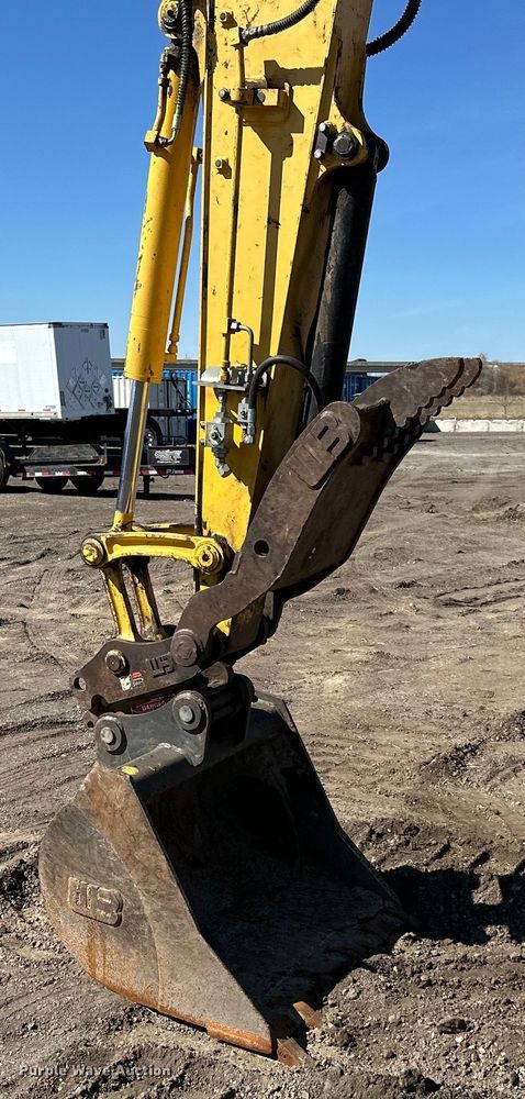 image for item DQ6423 2015 Komatsu PC88MR-10 mini excavator