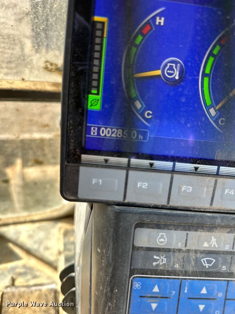 image for item DQ6423 2015 Komatsu PC88MR-10 mini excavator