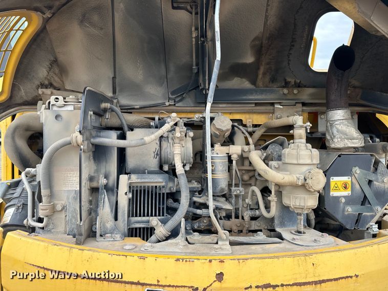 image for item DQ6423 2015 Komatsu PC88MR-10 mini excavator