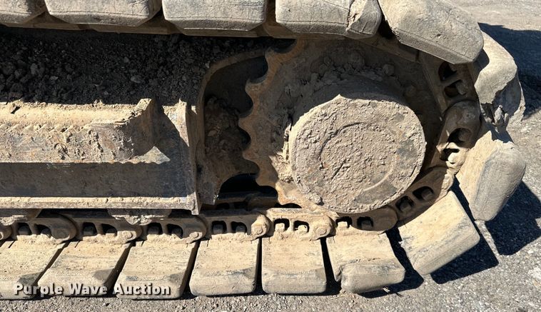 image for item DQ6423 2015 Komatsu PC88MR-10 mini excavator