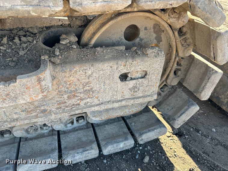 image for item DQ6423 2015 Komatsu PC88MR-10 mini excavator