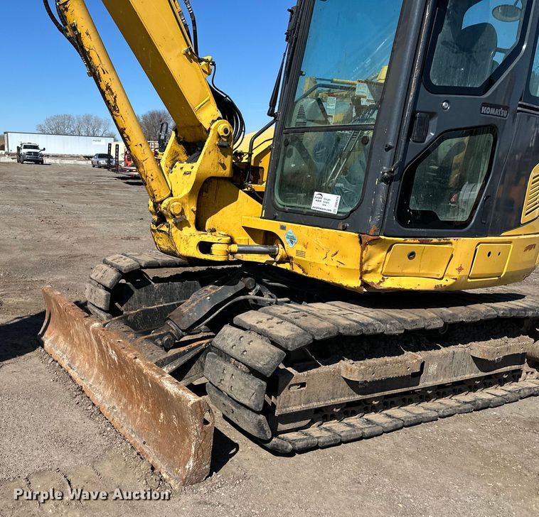 image for item DQ6424 2017 Komatsu  PC88MR-10 mini excavator