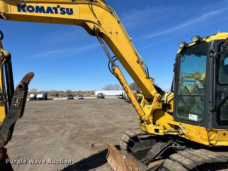 image for item DQ6424 2017 Komatsu  PC88MR-10 mini excavator