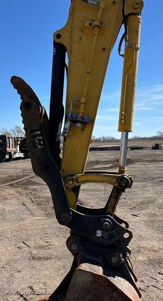 image for item DQ6424 2017 Komatsu  PC88MR-10 mini excavator