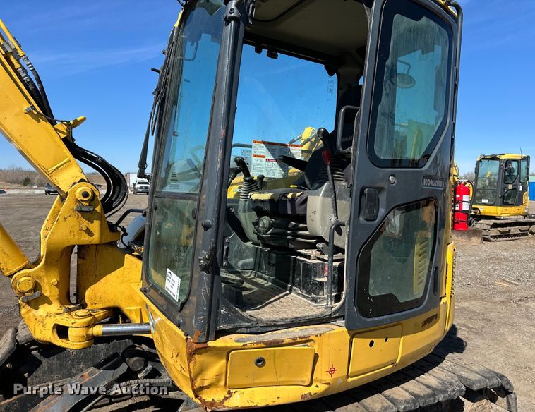 image for item DQ6424 2017 Komatsu  PC88MR-10 mini excavator