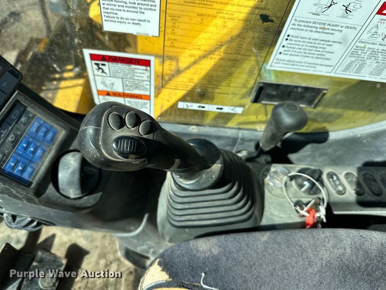 image for item DQ6424 2017 Komatsu  PC88MR-10 mini excavator