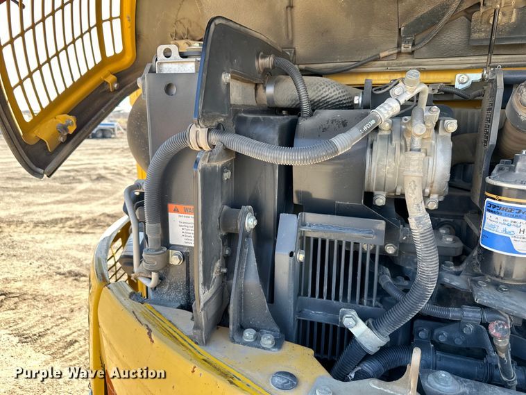 image for item DQ6424 2017 Komatsu  PC88MR-10 mini excavator