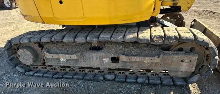 image for item DQ6424 2017 Komatsu  PC88MR-10 mini excavator