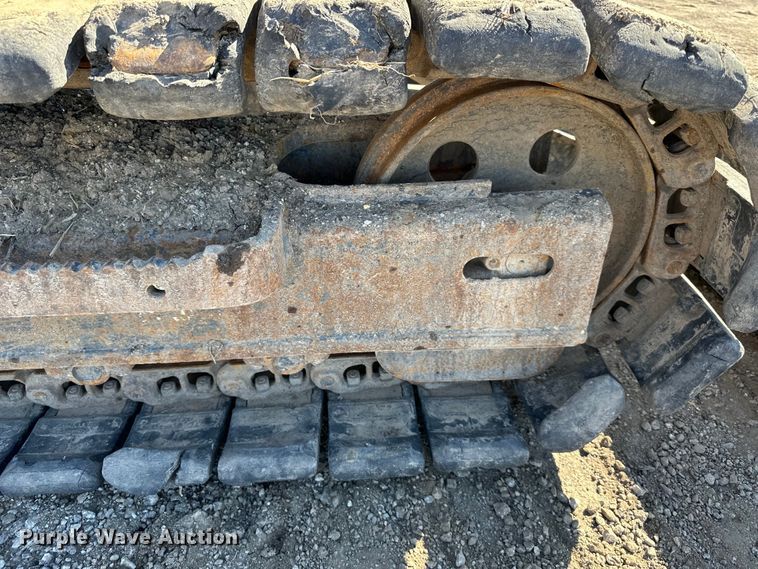 image for item DQ6424 2017 Komatsu  PC88MR-10 mini excavator