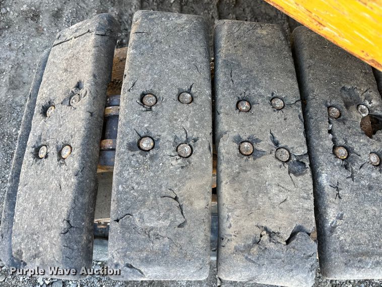 image for item DQ6424 2017 Komatsu  PC88MR-10 mini excavator