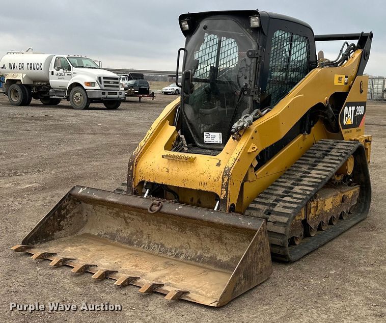 image for item DQ6425 2013 Caterpillar 299D tracked skid steer loader