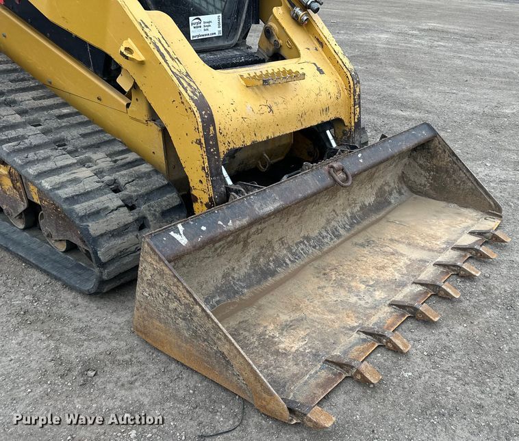 image for item DQ6425 2013 Caterpillar 299D tracked skid steer loader