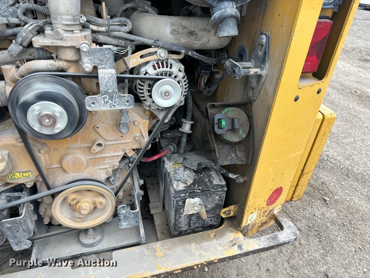 image for item DQ6425 2013 Caterpillar 299D tracked skid steer loader