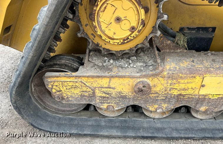 image for item DQ6425 2013 Caterpillar 299D tracked skid steer loader