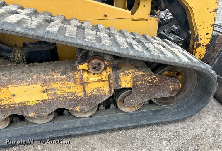 image for item DQ6425 2013 Caterpillar 299D tracked skid steer loader