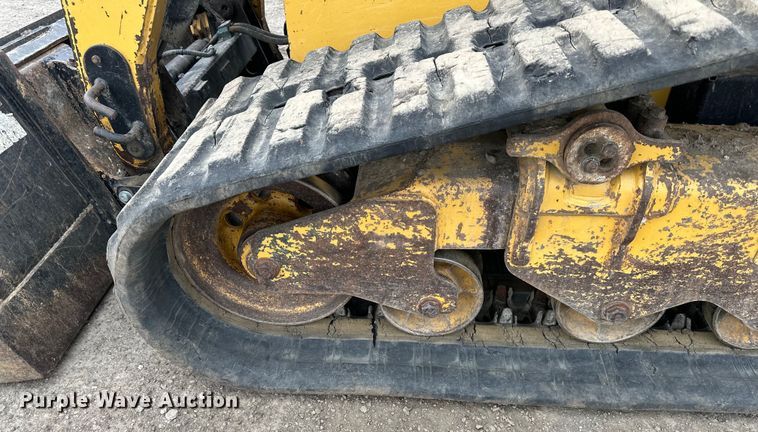 image for item DQ6425 2013 Caterpillar 299D tracked skid steer loader