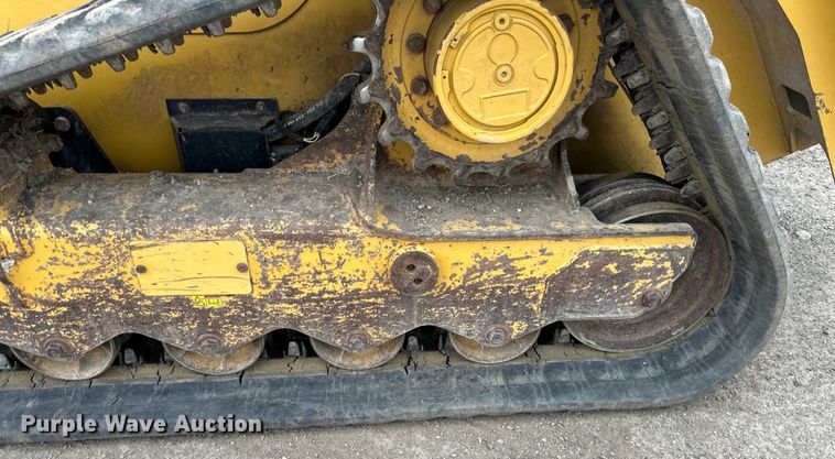 image for item DQ6425 2013 Caterpillar 299D tracked skid steer loader