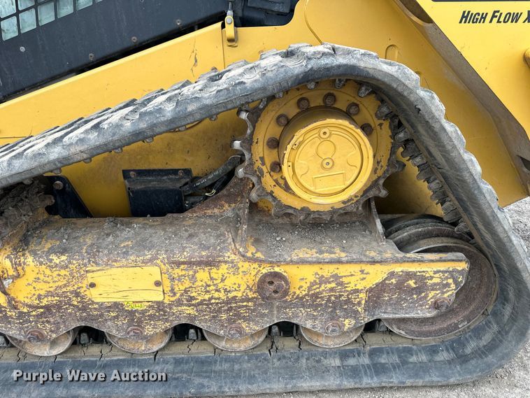 image for item DQ6425 2013 Caterpillar 299D tracked skid steer loader