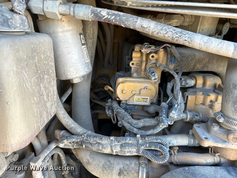 image for item DQ6426 2013 Caterpillar 299D tracked skid steer loader