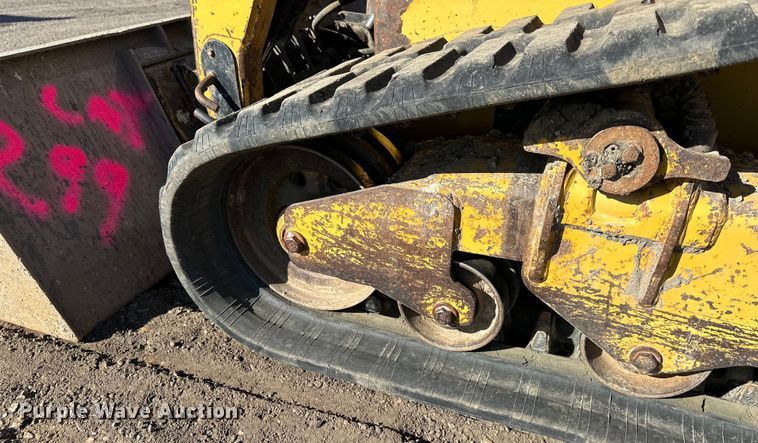 image for item DQ6426 2013 Caterpillar 299D tracked skid steer loader