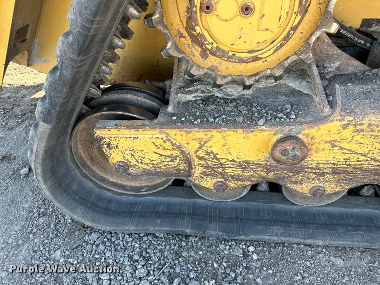 image for item DQ6426 2013 Caterpillar 299D tracked skid steer loader