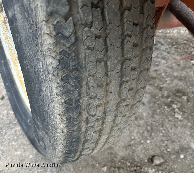 image for item DQ6427 2004 Broce  RJ350 broom