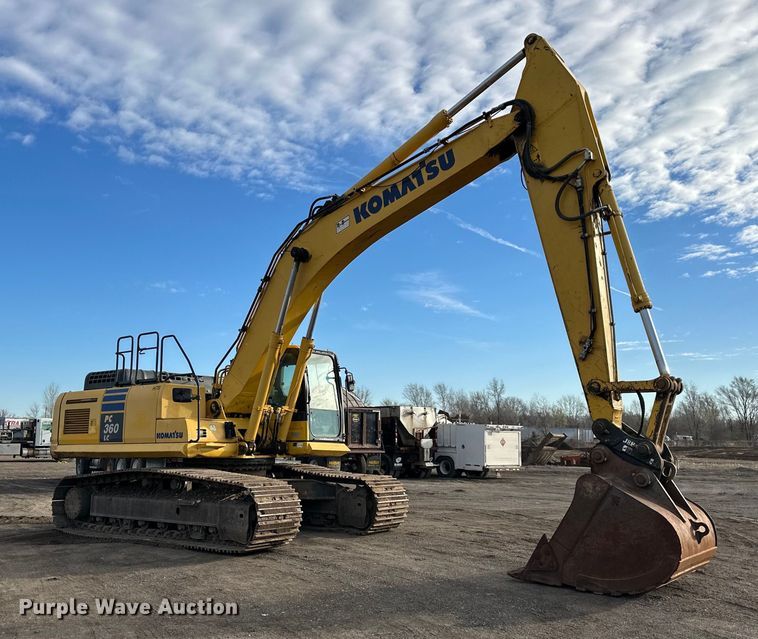 image for item DQ6428 2013 Komatsu PC360LC-10 excavator